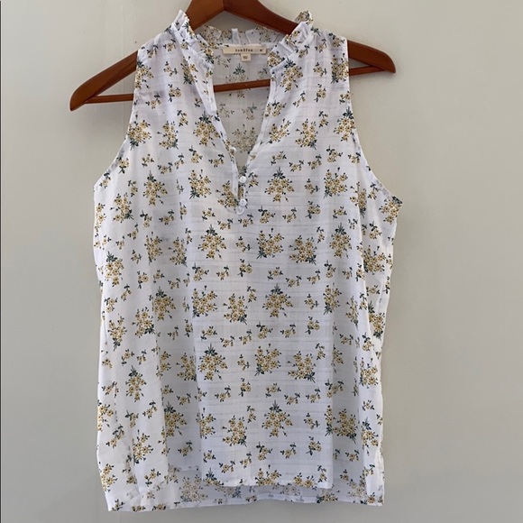 Flowered Sleeveless Top